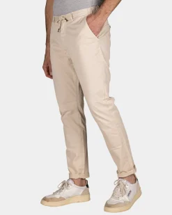 NZA New Zealand Auckland Beige chino -