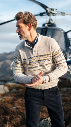 NZA New Zealand Auckland Bruine katoenen trui met geel zwarte print -