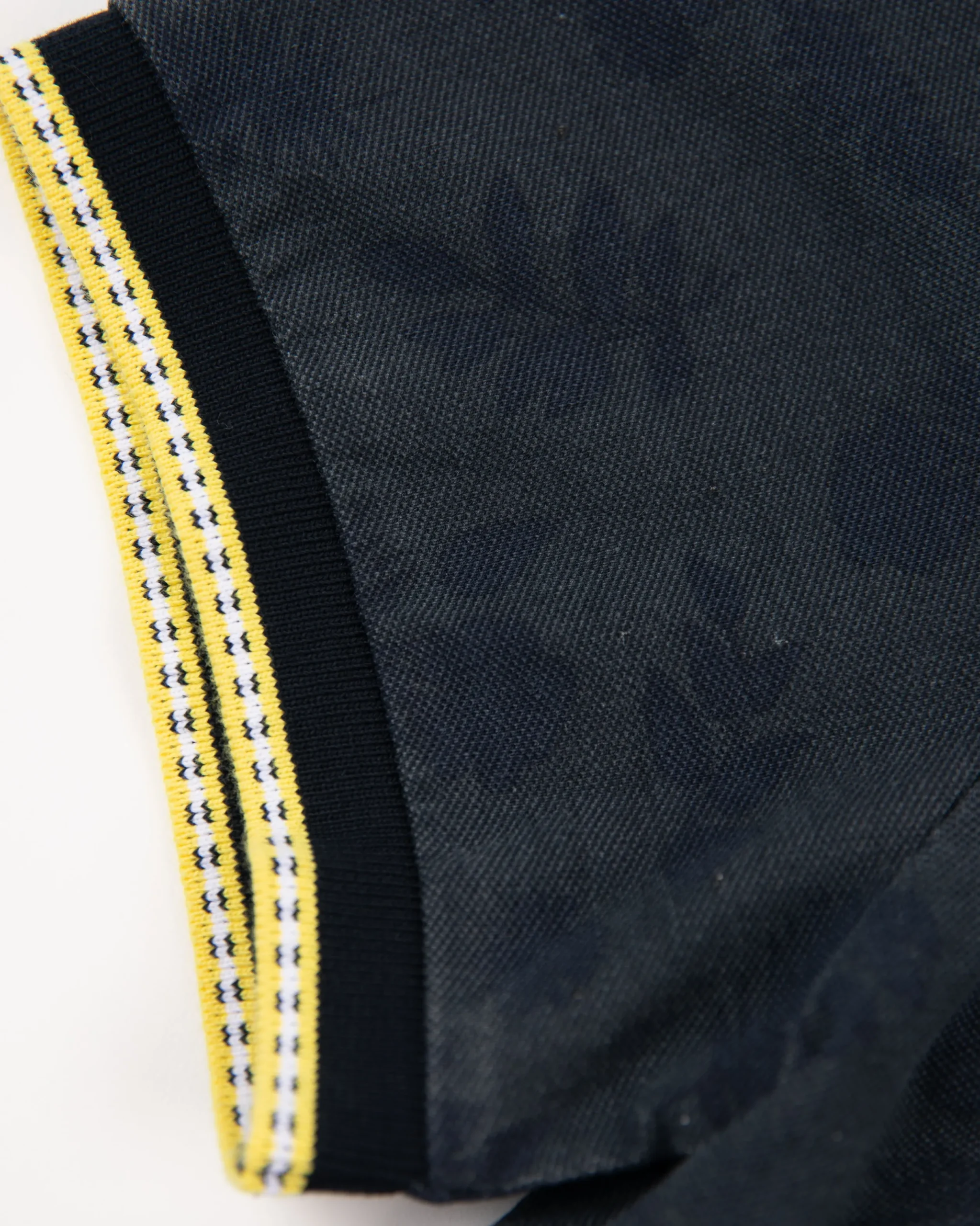 NZA New Zealand Auckland Donkerblauwe polo met bladprint