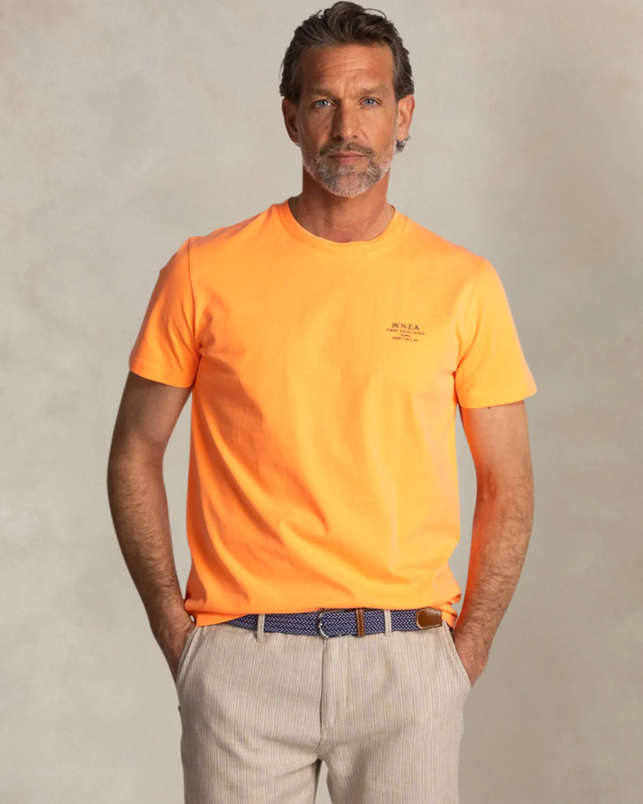 NZA New Zealand Auckland Effen oranje katoenen t-shirt met ronde hals