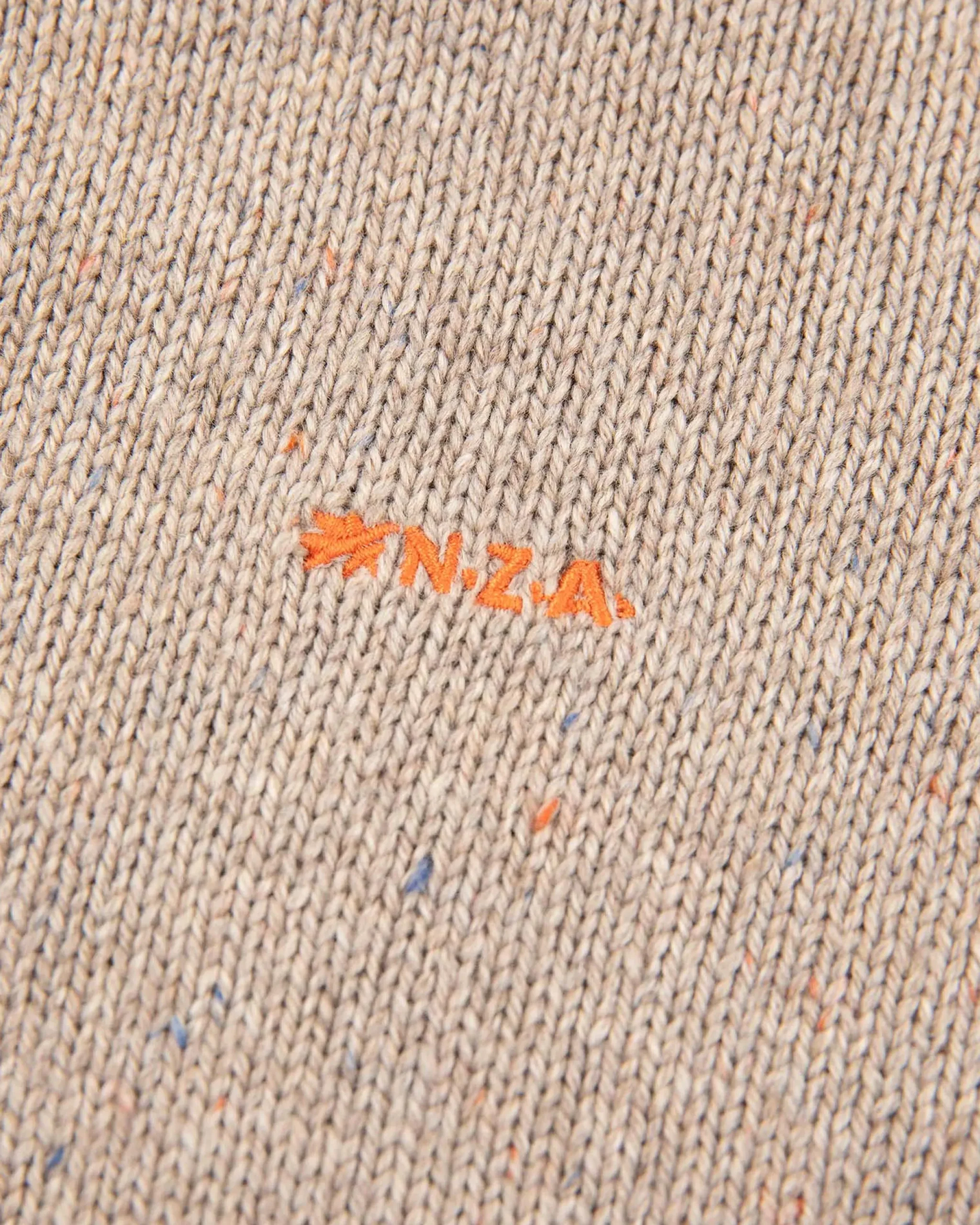 NZA New Zealand Auckland Effen trui met halve knoopssluiting -