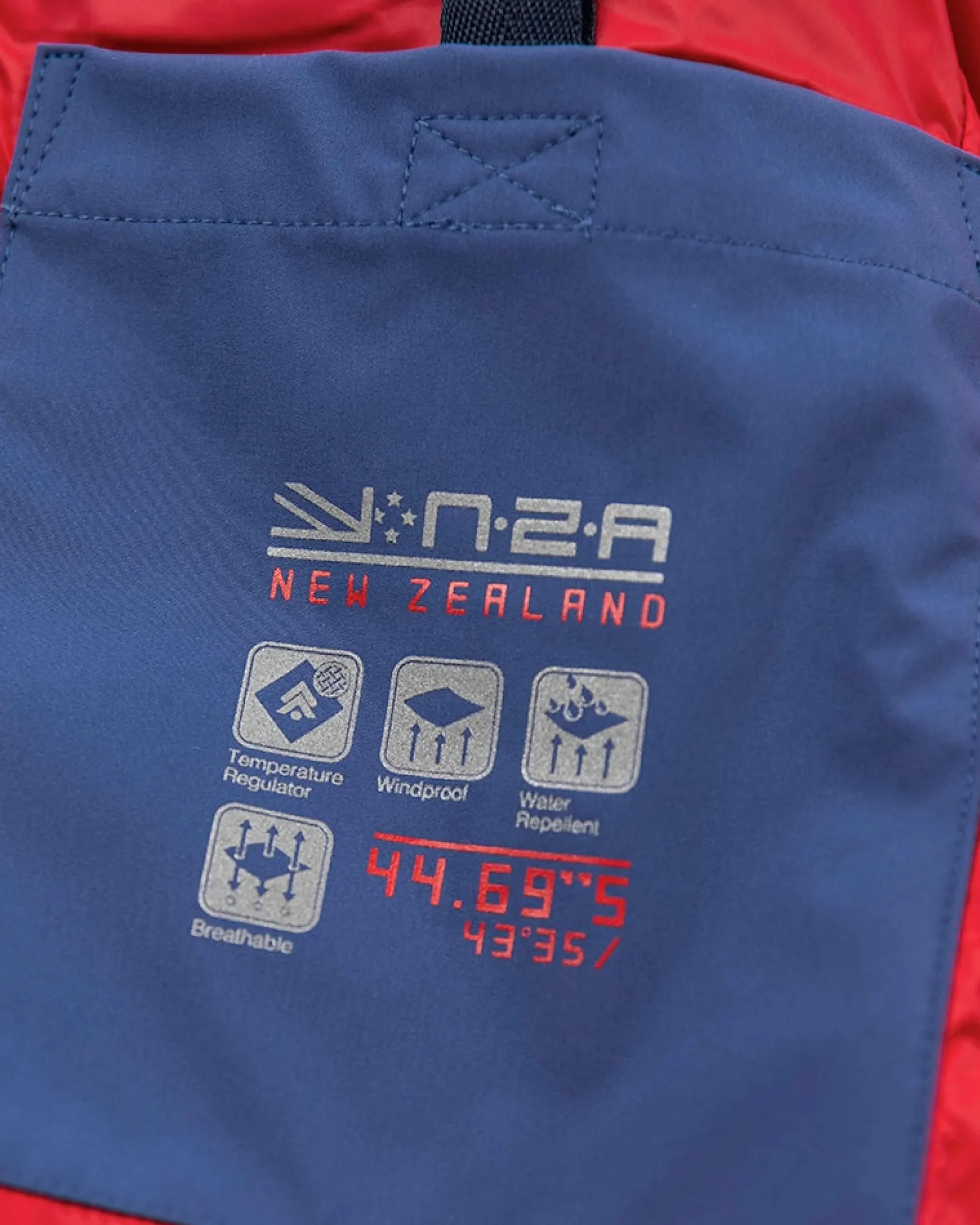NZA New Zealand Auckland Gewatteerde effen jas -
