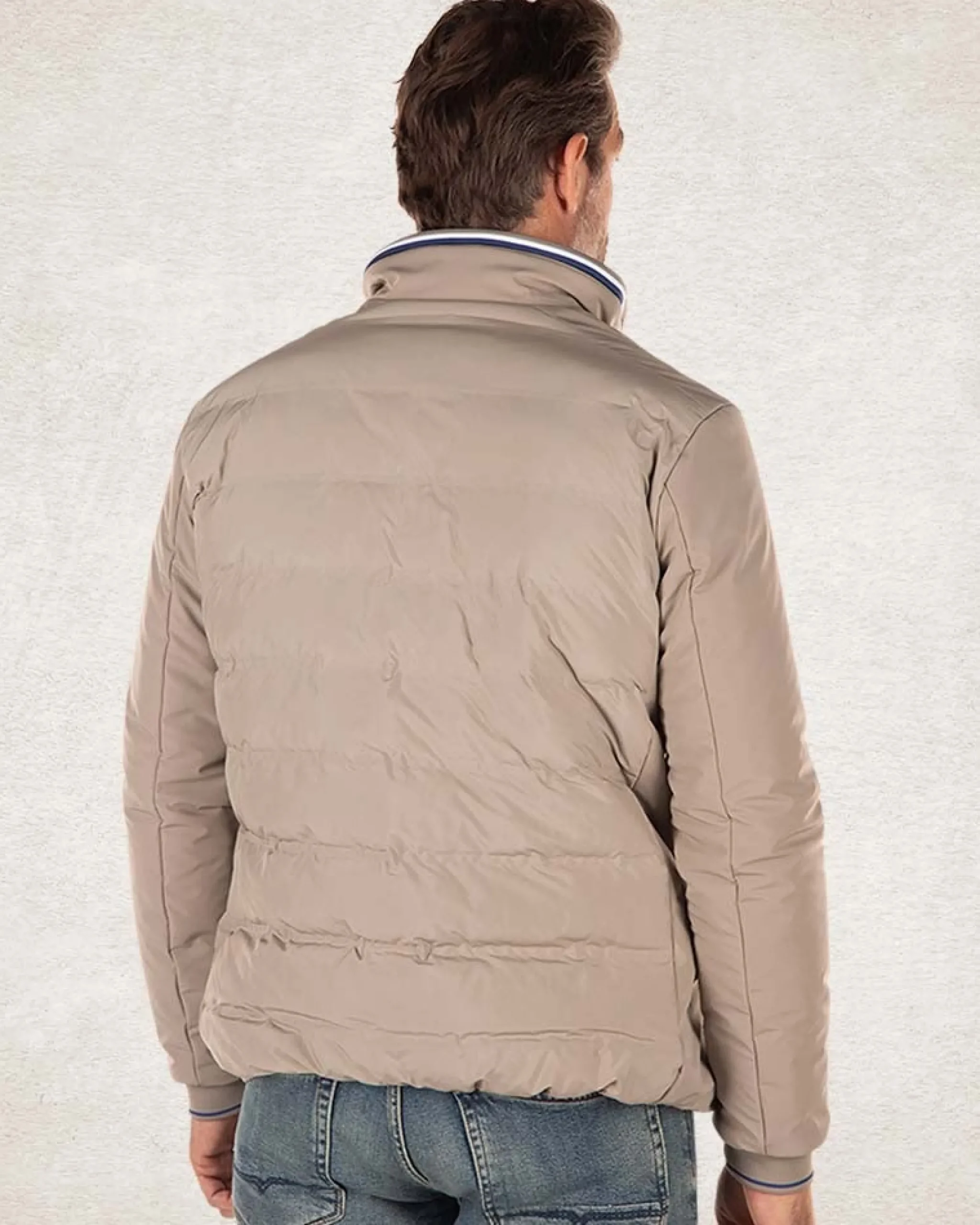 NZA New Zealand Auckland Gewatteerde effen jas -