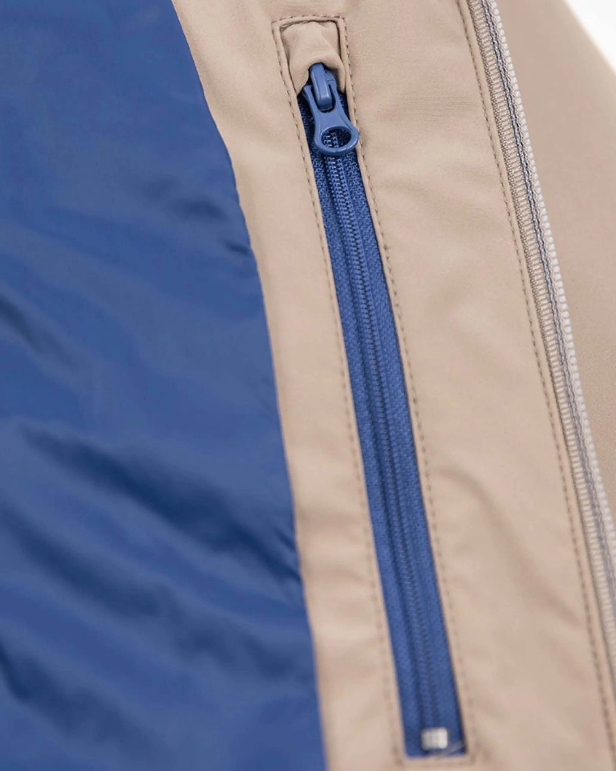 NZA New Zealand Auckland Gewatteerde effen jas -