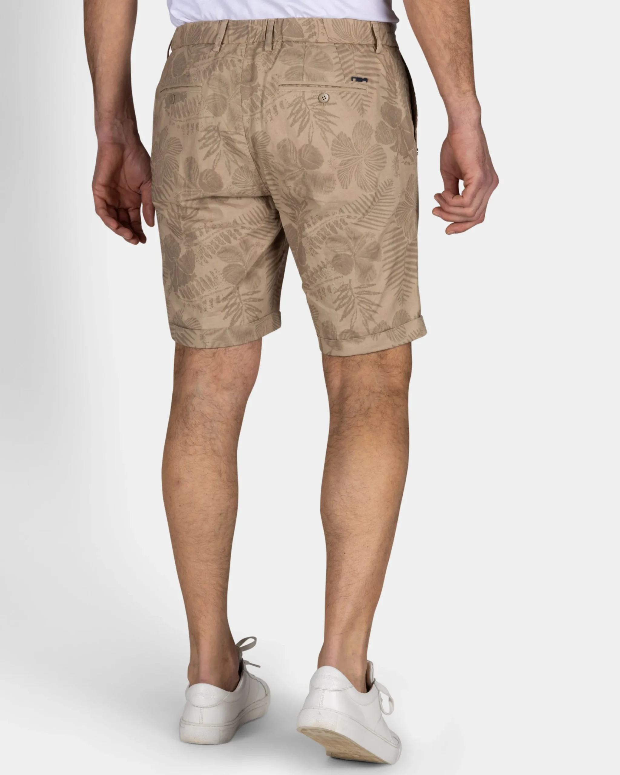 NZA New Zealand Auckland Lichtbruin short met bladprint