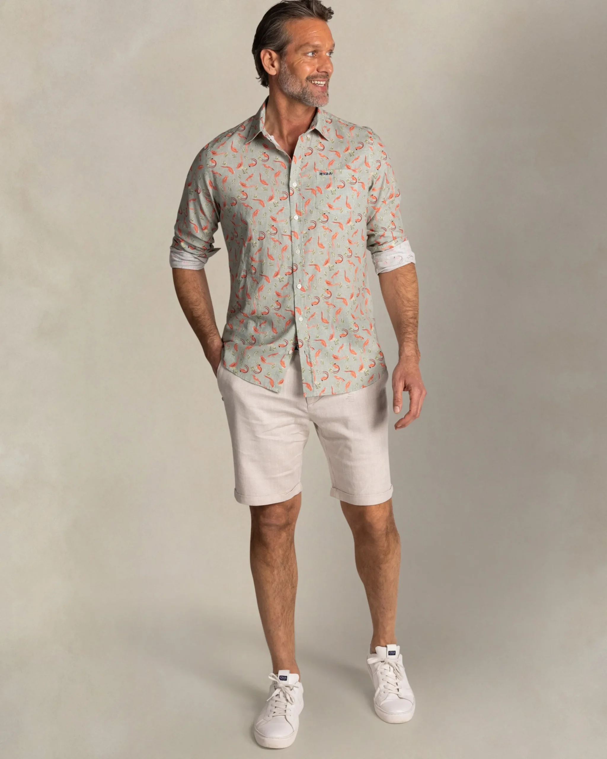 NZA New Zealand Auckland Taupe overhemd met oranje grafische print