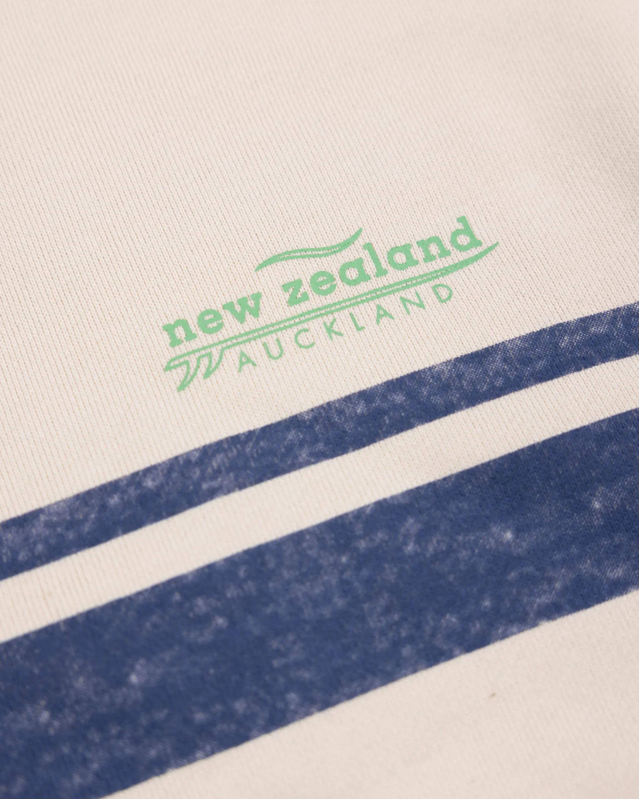 NZA New Zealand Auckland Witte trui met lichtblauwe strepen