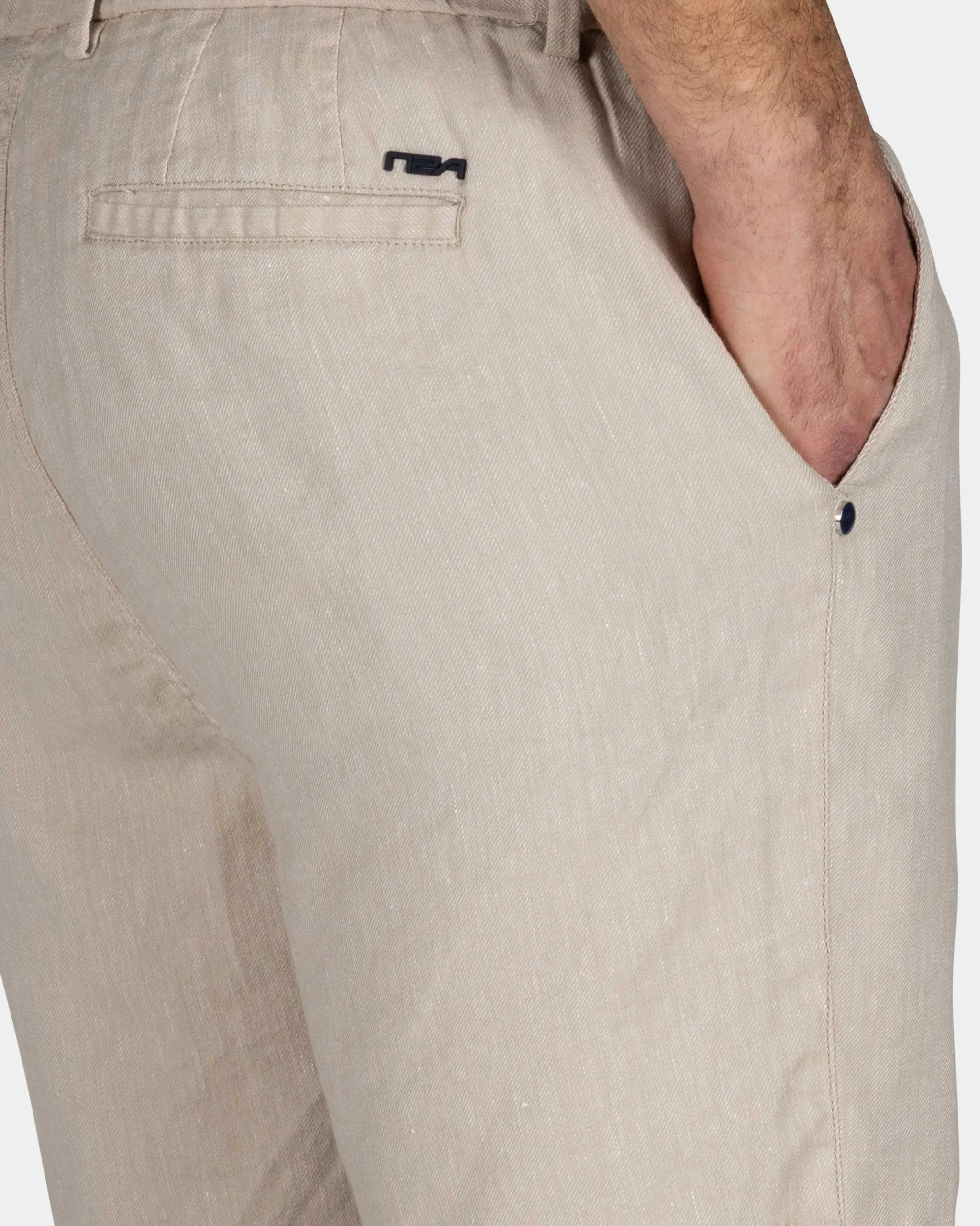 NZA New Zealand Auckland Zandkleurig linnen stretch short